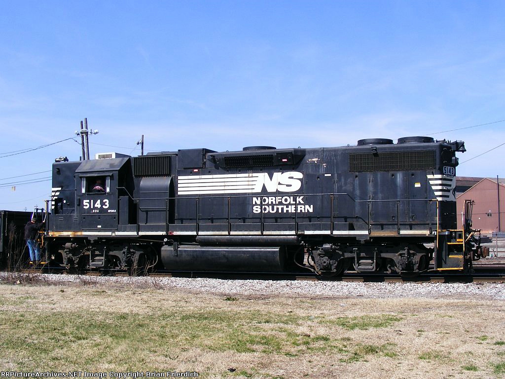 NS 5143